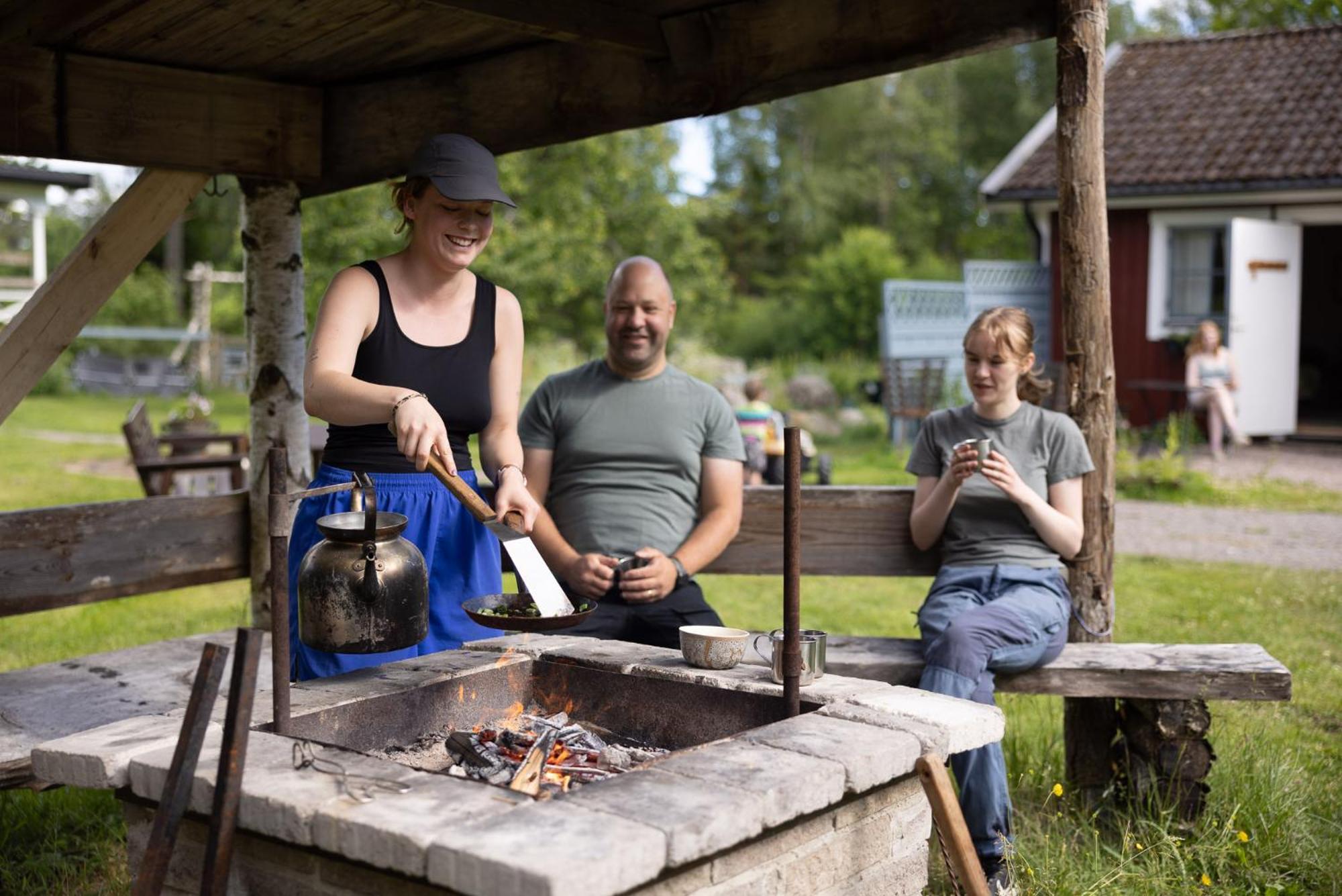 Ekologiska Fru Gran B&B I Tiveden Gardsjo Bagian luar foto